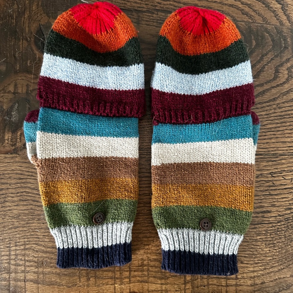 Cheerful Colorful Cotton Blend Striped Mittens for Smart Phone Users